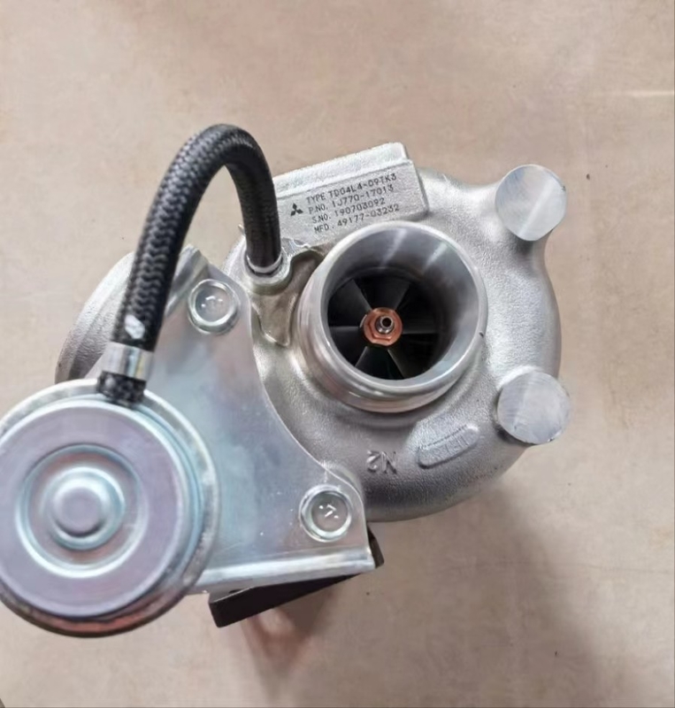 V3307 Traktor TD04L409TK3 Kubota Turbocharger 49177-03230 1J770-17013 49177-03232