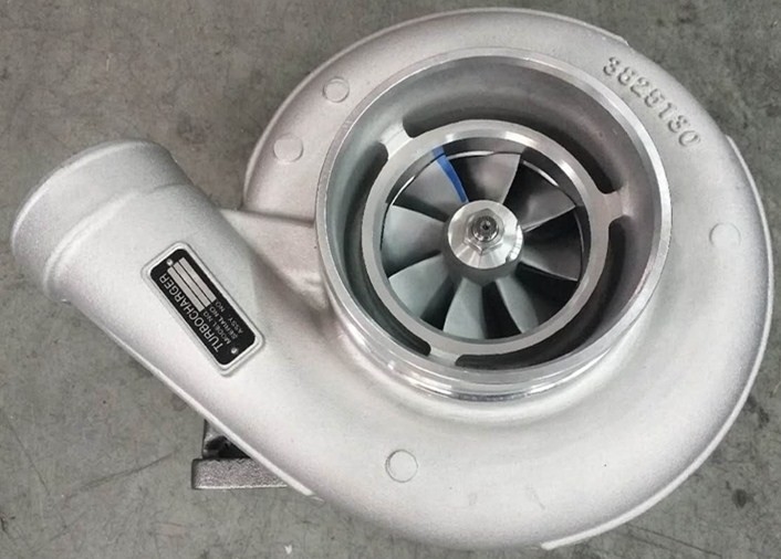 Turbocharger HX80M 3596959 3534625, 3537685, 2882021, 3804699, 4025301 untuk seri Cummins Marine K19-M640 &amp; K38